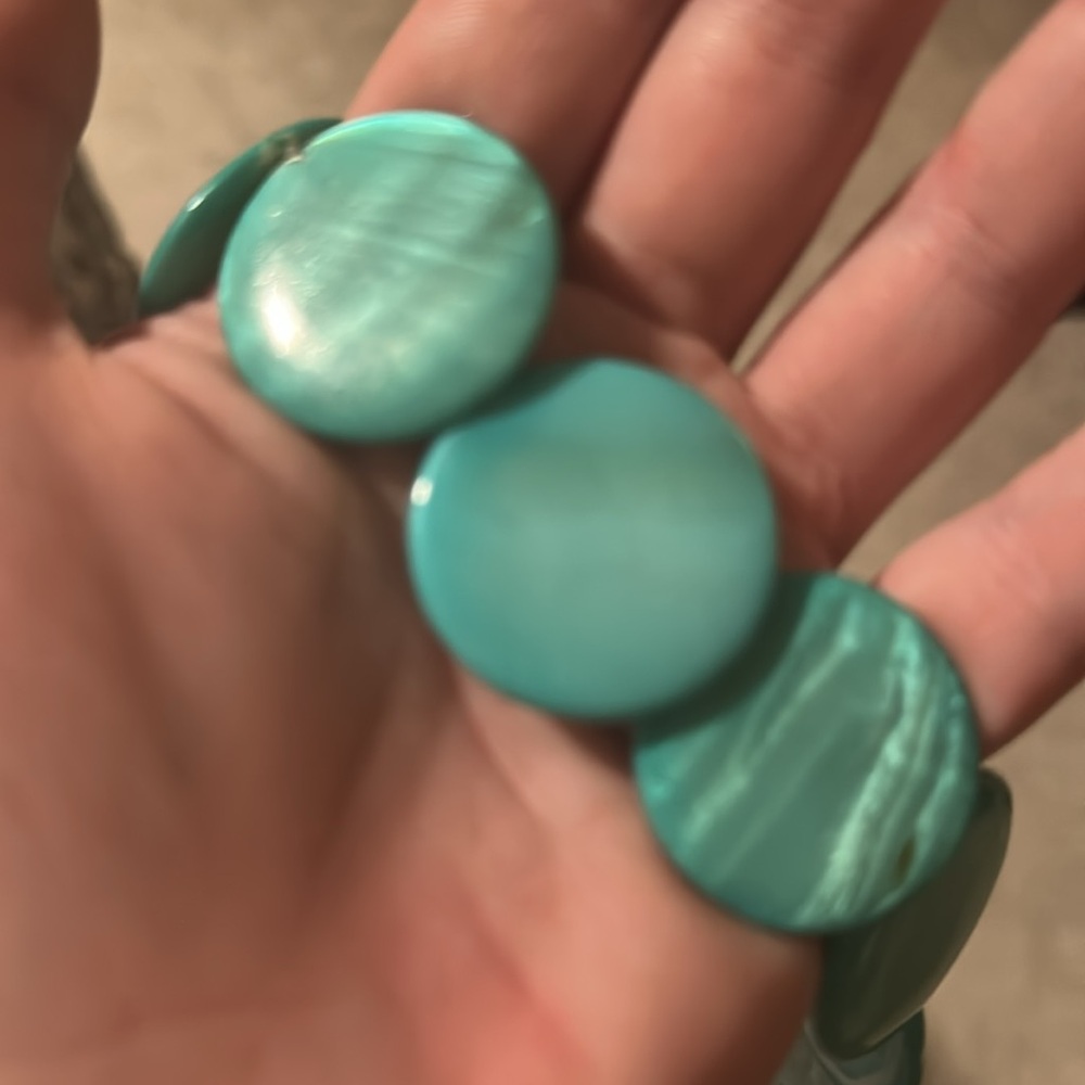 Turquoise Necklace - Picture 3 of 3